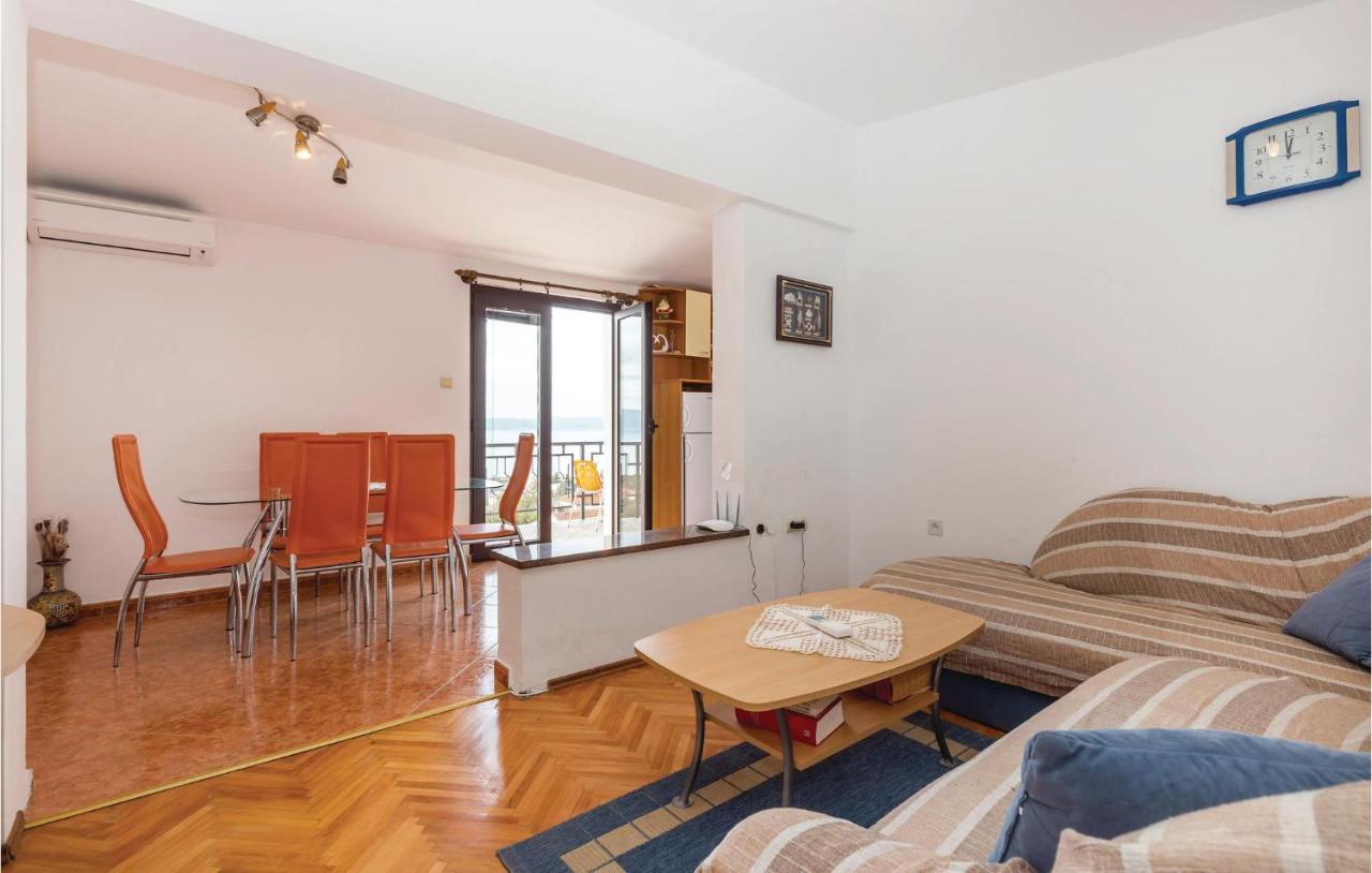 Cozy Apartment In Novi Vinodolski With Kitchen Exteriér fotografie