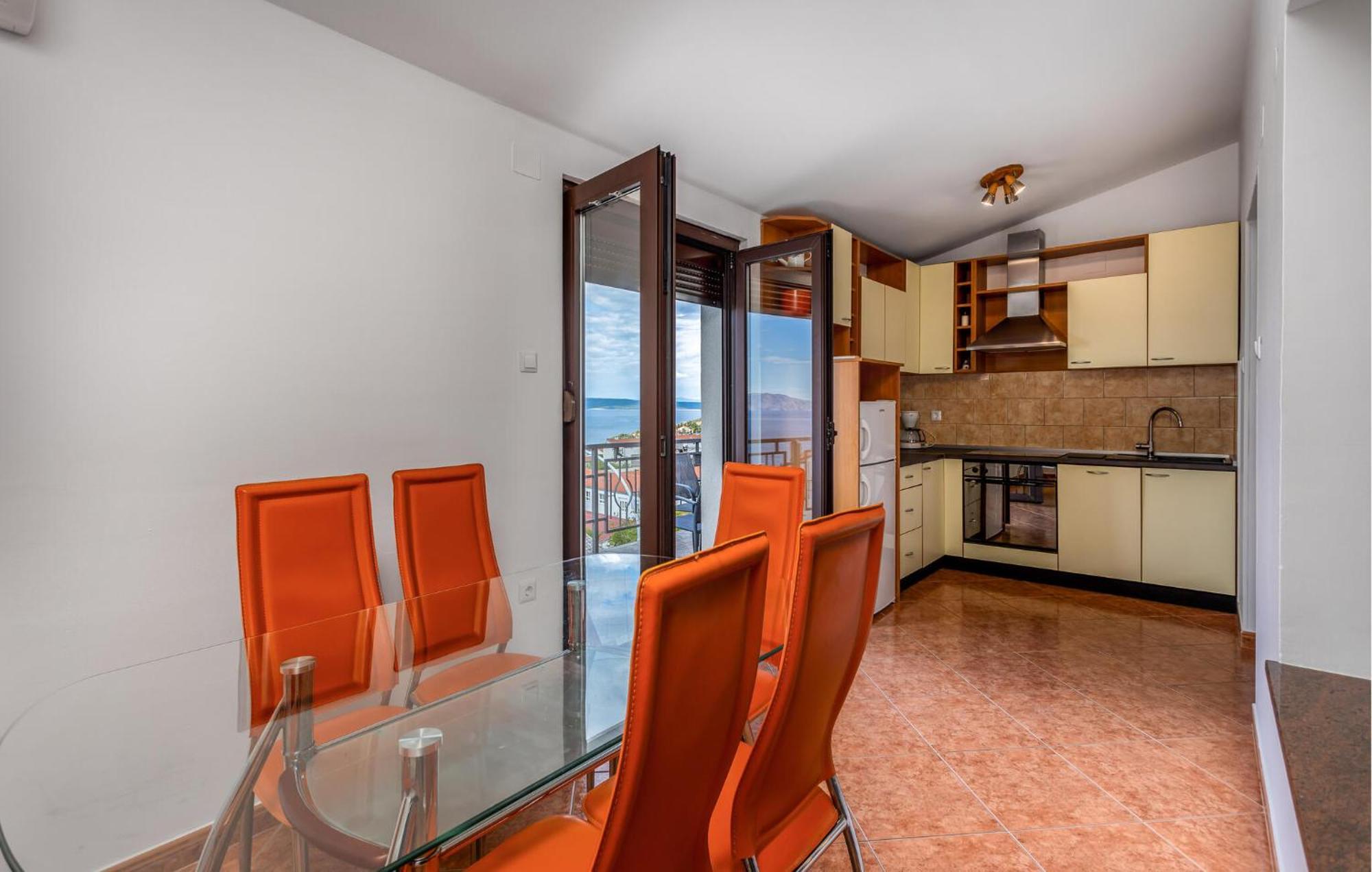 Cozy Apartment In Novi Vinodolski With Kitchen Exteriér fotografie